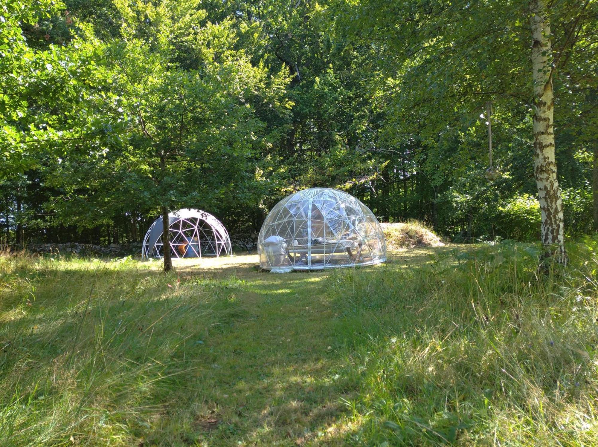 Voyage Spatio-Temporel Poussanges Buitenkant foto